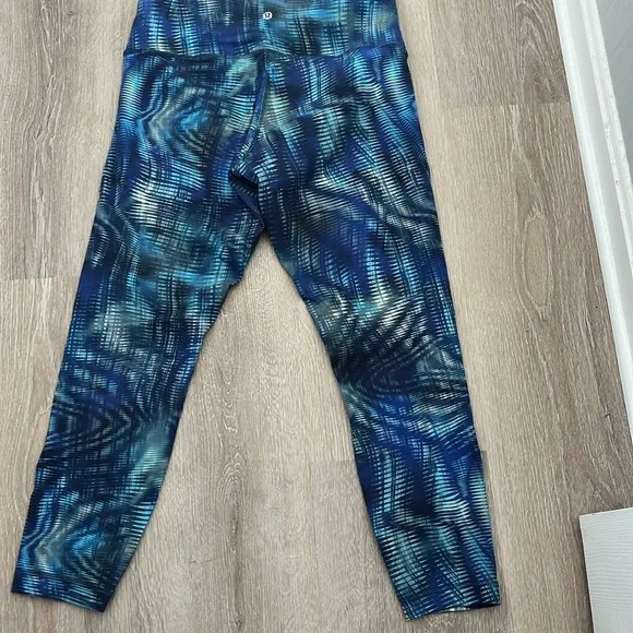 Lululemon Wunder Train 25” - Picture 4 of 5